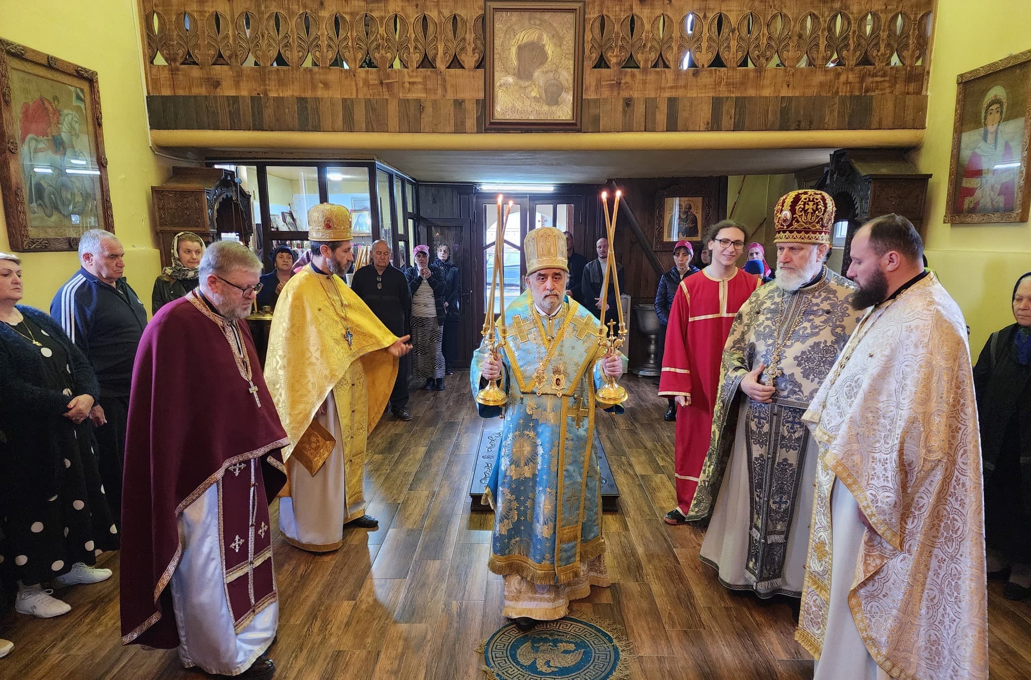 Frontnews image description