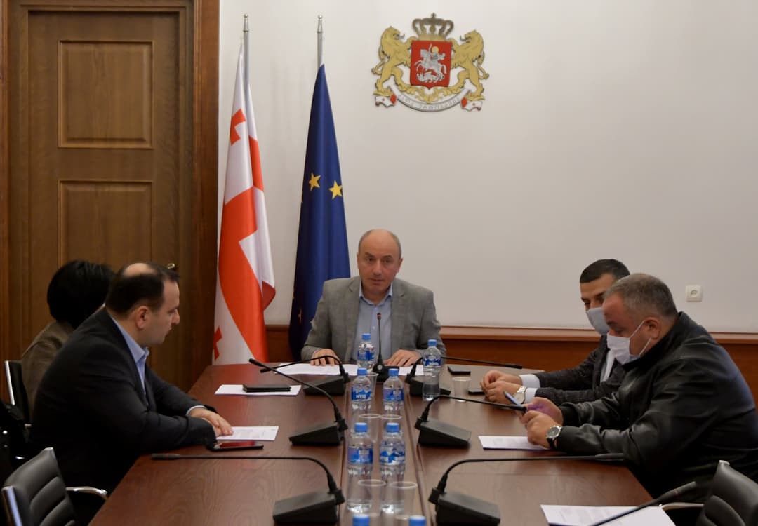 გურამ მაჭარაშვილი – ერთი და იგივე პოლიტიკური ბლოკის მიერ წარდგენილ პარლამენტის წევრებს პოლიტიკური ჯგუფის შექმნის შესაძლებლობა ექნებათ