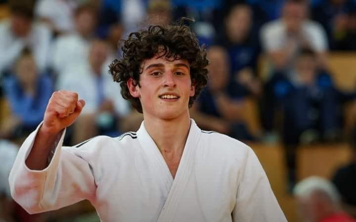 Frontnews image description