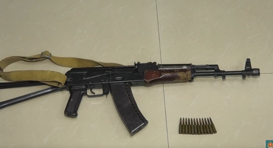 პოლიციამ მესტიასა და თბილისში უკანონო ცეცხლსასროლი იარაღი ამოიღო – დაკავებულია 3 პირი