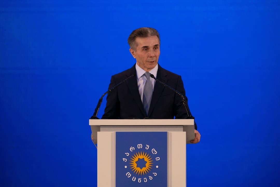 ბიძინა ივანიშვილი – ამ სრულიად არაევროპული რეზოლუციის დამტკიცებით კიდევ ერთხელ გამოჩნდა, თუ რამხელა გავლენა აქვს გლობალურ ომის პარტიას ევროკავშირზე