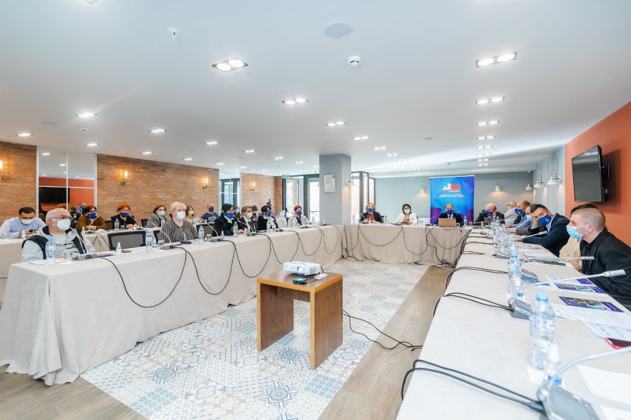 Frontnews image description