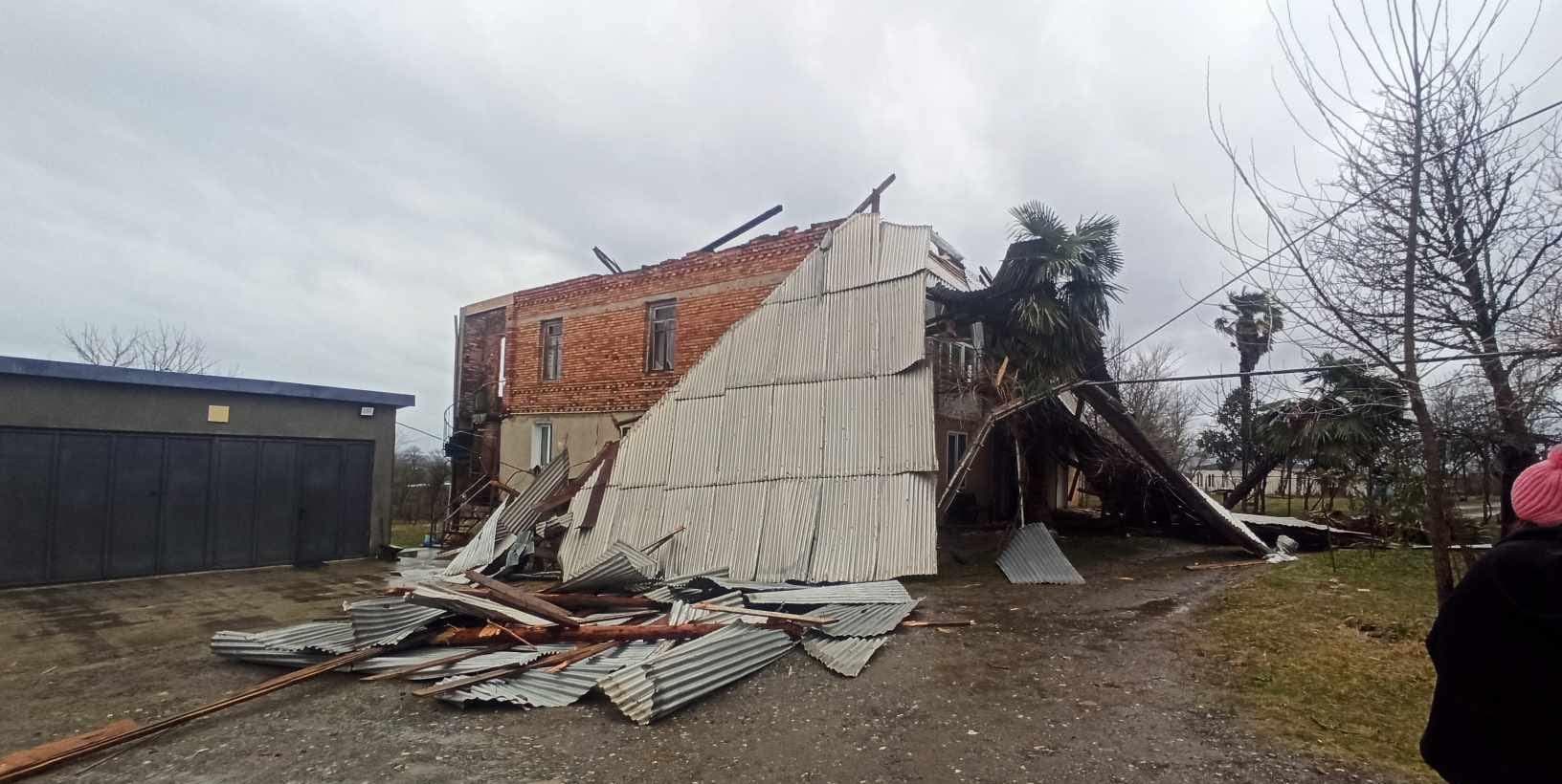 Frontnews image description