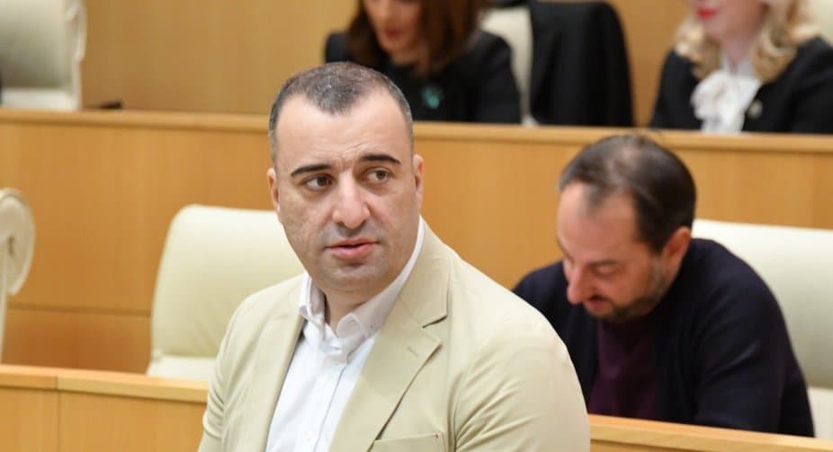 რატი იონათამიშვილი – მამუკა მდინარაძე ტელეკამერებთან გამოჩნდა და მძიმე დარტყმები მიაყენა “ნაცმოძრაობის“ კლასტერს