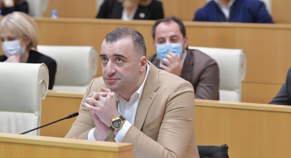 რატი იონათამიშვილი – ეს განპირობებული იმით, რომ საქართველო არ შეეხიდა გვამებით უკრაინას, რომ არ გაიხსნა მეორე ფრონტი