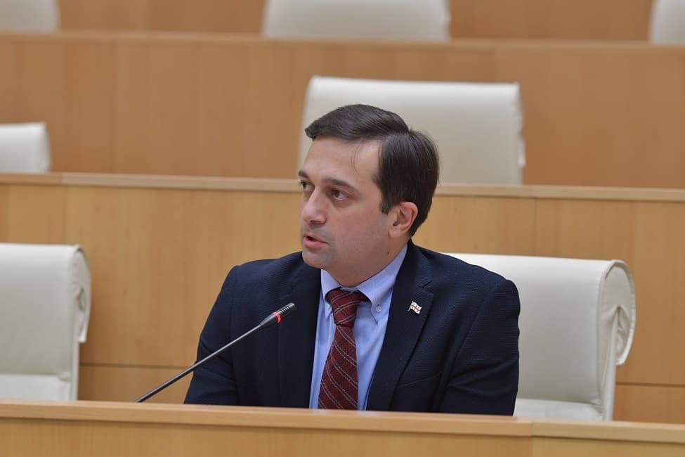 ლევან იოსელიანი – ის პერიოდიც მახსოვს, როდესაც “ქართულ ოცნებას” კელი დეგნანი ქებით ცაში აყავდა, ყოველი მეორე ციტირებდა მის განცხადებებს