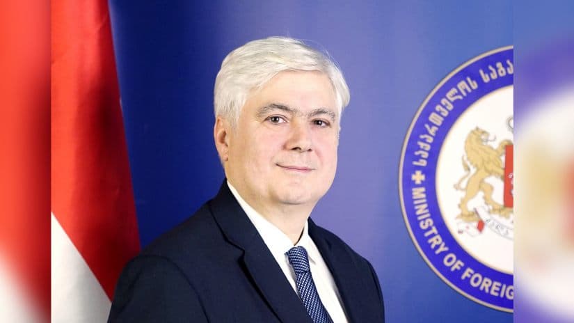 ირაკლი კოპლატაძე – დღეს უკვე ფორმალურად დავუბრუნე დიპლომატიური პასპორტები საქართველოს საგარეო საქმეთა სამინისტროს