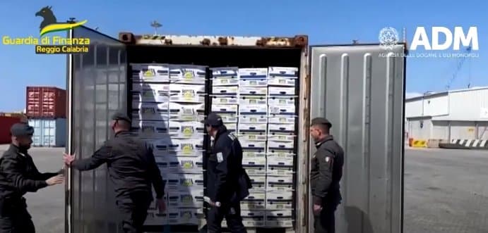 იტალიაში 800 მილიონი ევროს ღირებულების კოკაინი აღმოაჩინეს, რომელიც ბათუმის გავლით სომხეთში იგზავნებოდა