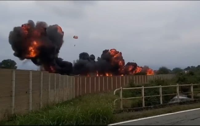 Frontnews image description