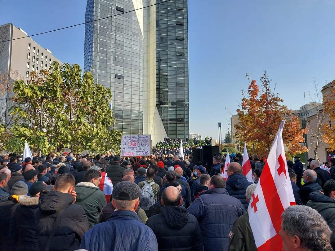 Frontnews image description