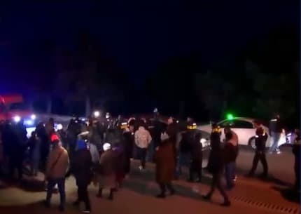 სანატორიუმ “ქართლში” მცხოვრები დევნილები ჯანდაცვის სამინისტროსკენ მსვლელობას მართავენ