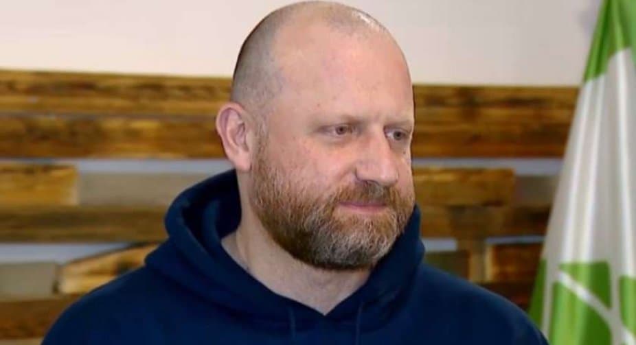 ზურაბ ჯაფარიძე – გრძელვადიანად, ვერ გადავრჩებით, გავქრებით, თუმცა უნდა ვაღიაროთ, რუსთაველი ლამაზად გაანათეს, გიჟდება ხალხი