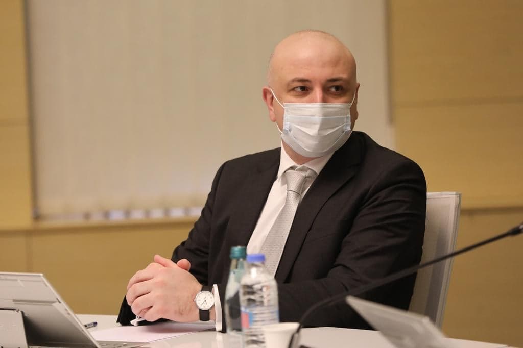 ზურაბ აზარაშვილი – ამ კვირაში უკვე გვექნება კოვიდის სამკურნალო პრეპარატი, Pfizer-ის მიერ შექმნილი “პაქსლოვიდი“