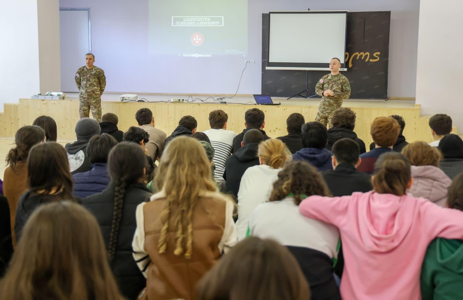 Frontnews image description