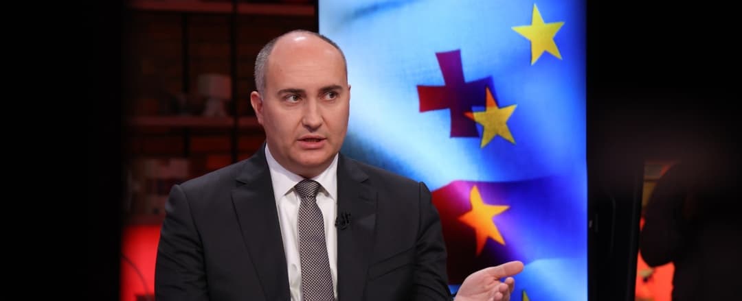 ჯუანშერ ბურჭულაძე – 2019 წლიდან დღემდე სამხედრო მოსამსახურეების ხელფასები 45%-ით გაიზარდა, ხოლო იანვრიდან კიდევ 10%-ით გაიზრდება