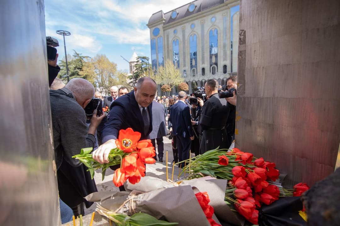 ჯუანშერ ბურჭულაძემ 9 აპრილს დაღუპულთა ხსოვნას პატივი მიაგო