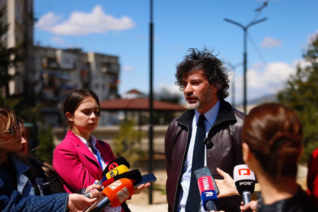 კახა კალაძე – გინახავთ, რომელიმე განვითარებულ ქვეყანაში, რომელიმე ქვეყნის დიპლომატი ერეოდეს იმაში, პარლამენტმა რა კანონი ან რა გადაწყვეტილება მიიღოს?