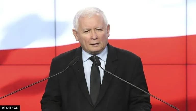 Poland’s Kaczynski leaves vice-PM’s post