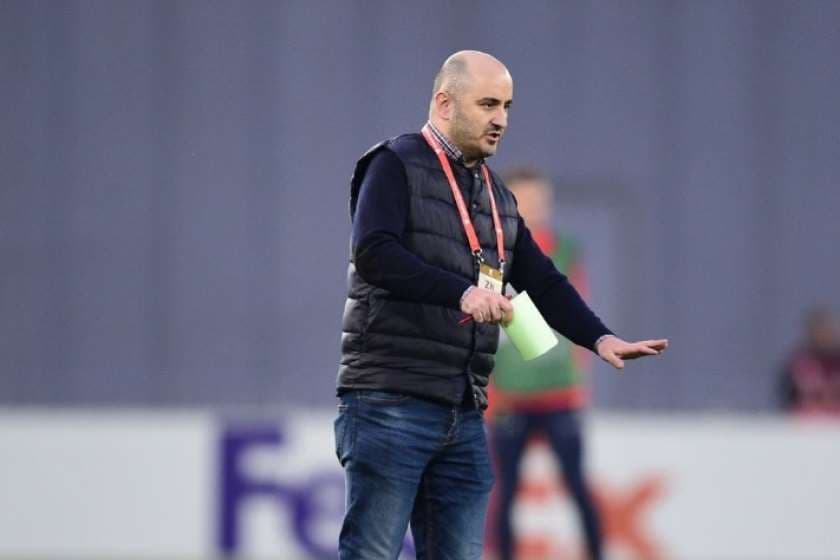 Frontnews image description