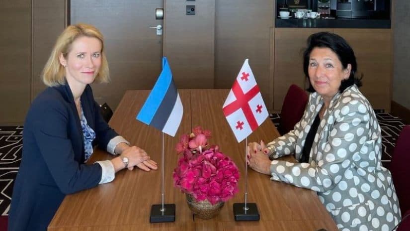 Frontnews image description