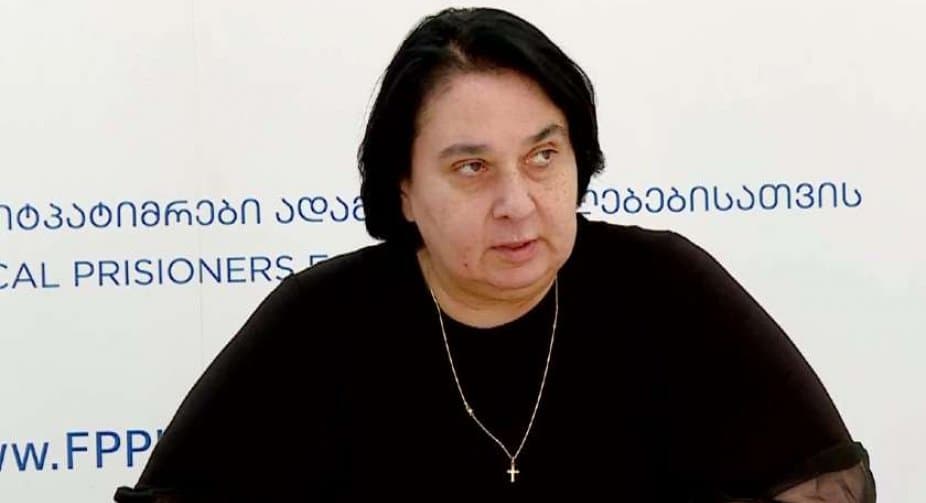 ნანა კაკაბაძე – აუხსენით თქვენს თაღლით თავმჯდომარეს, რომ კონსტიტუცია არ იცნობს ასეთ ნორმას