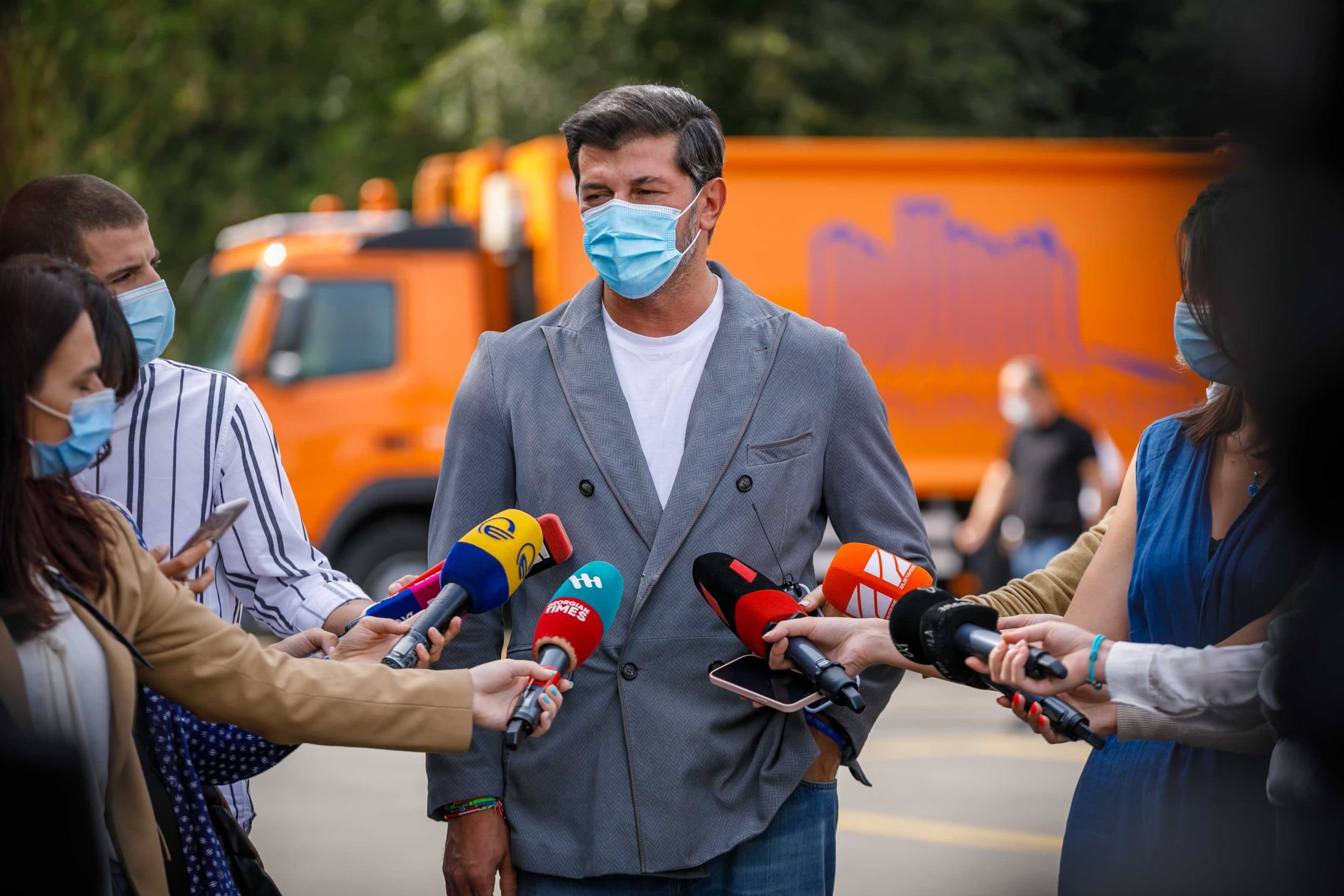 Frontnews image description