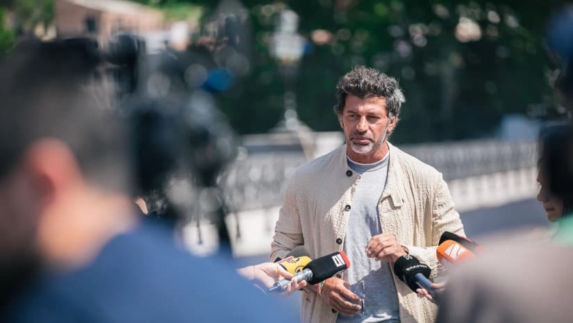 Frontnews image description