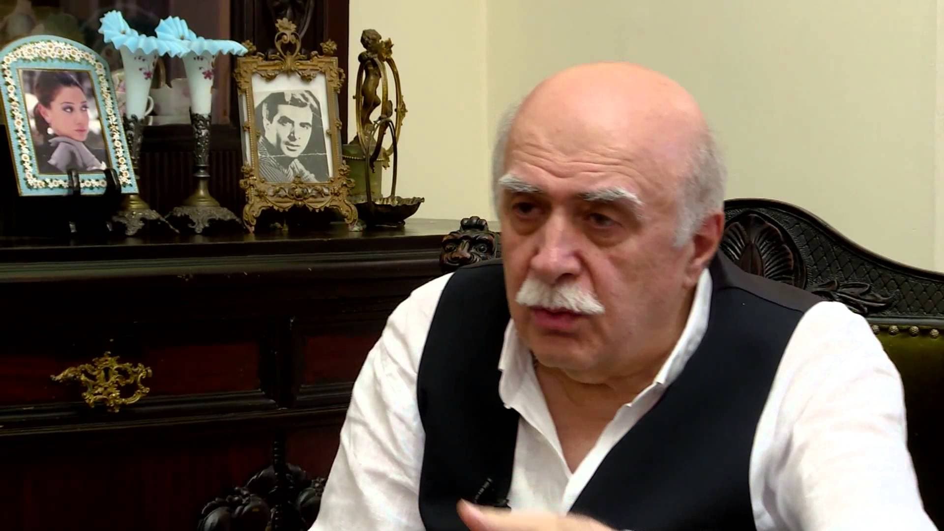 Frontnews image description