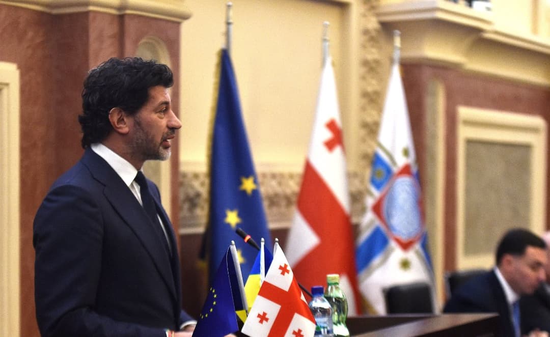 Tbilisi mayor’s annual report conducted amid protest