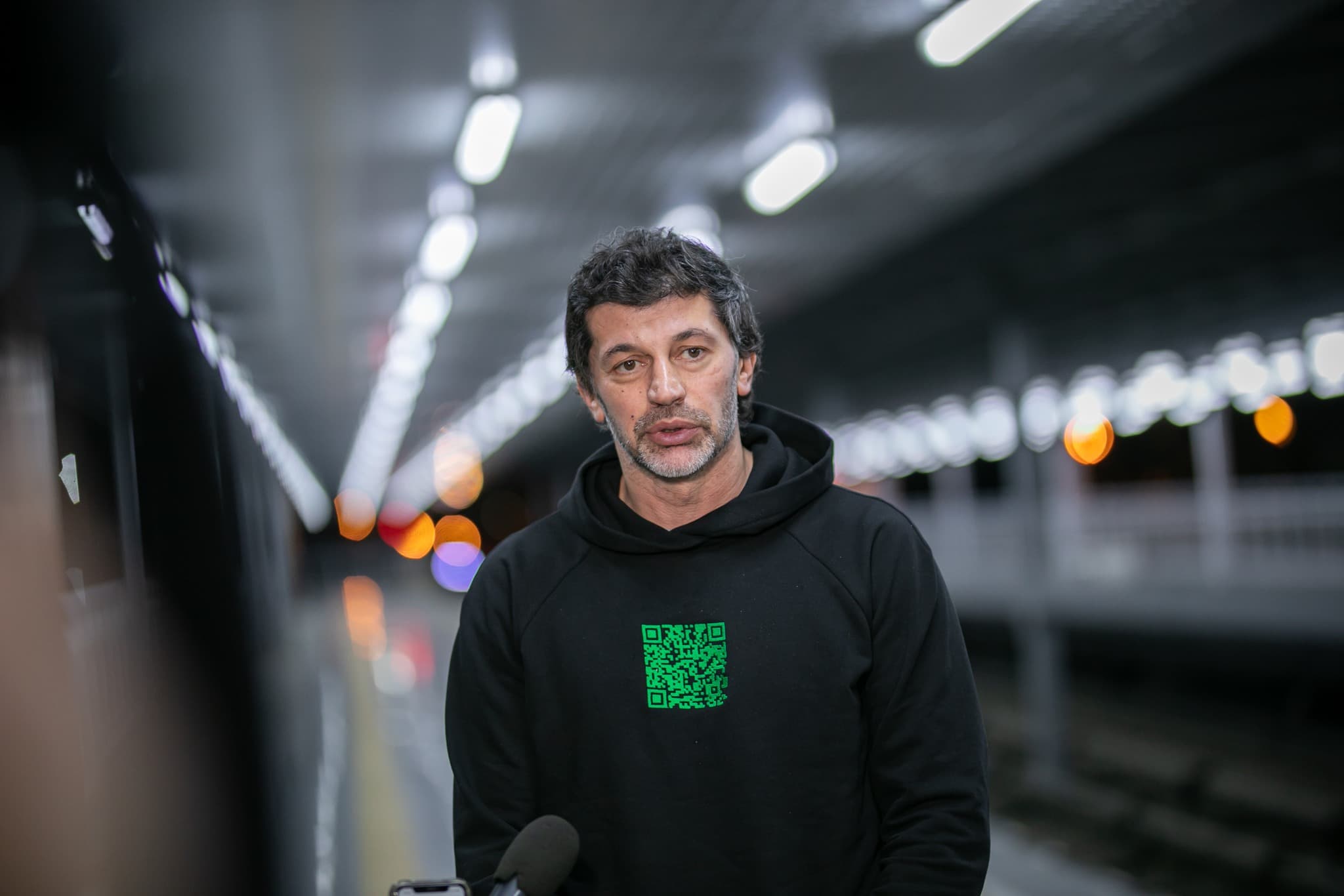 Frontnews image description