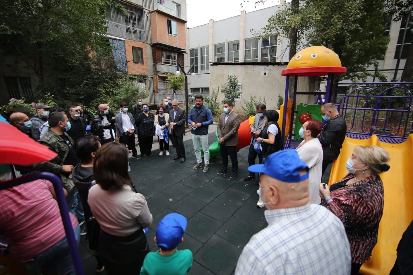 Frontnews image description