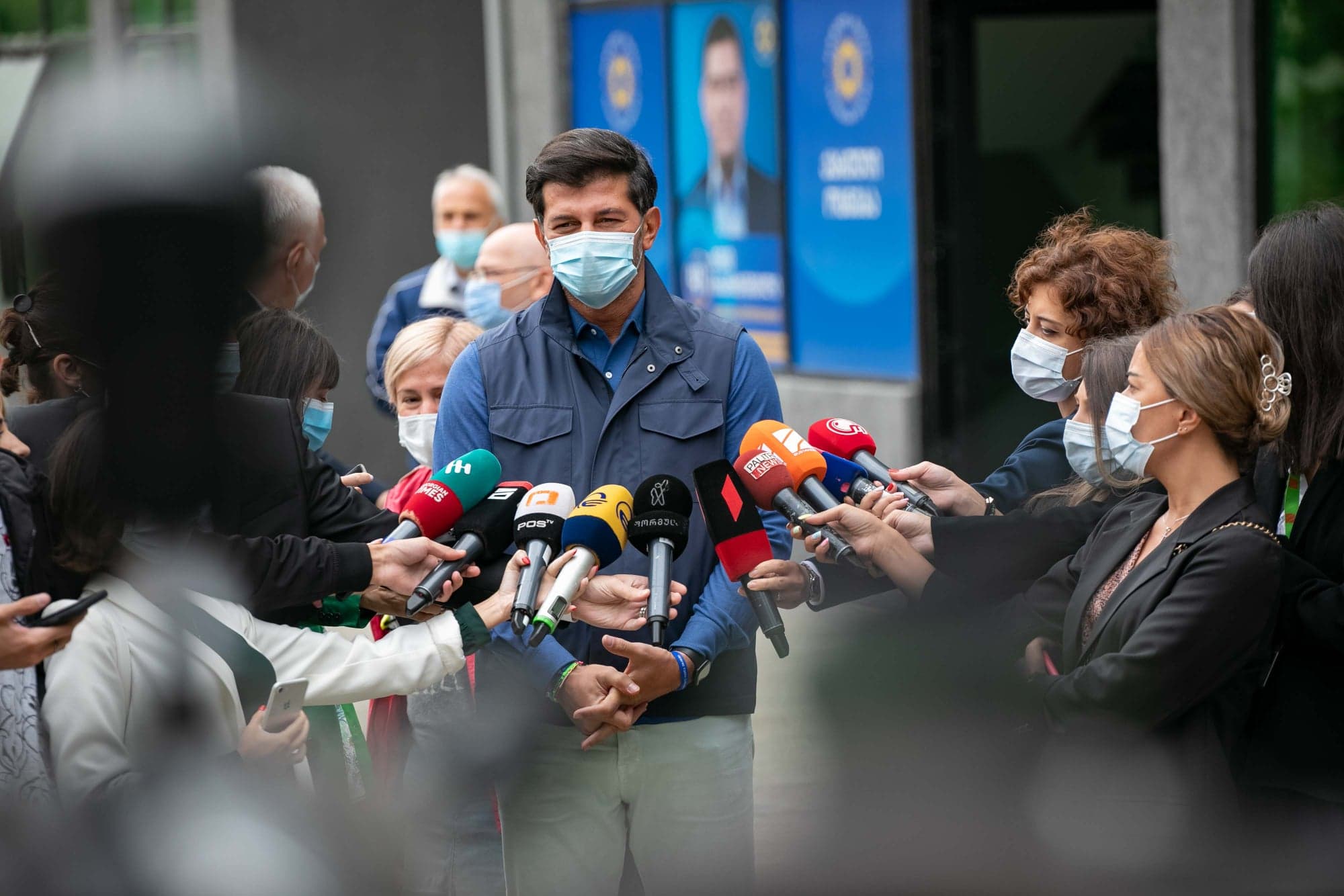 Frontnews image description