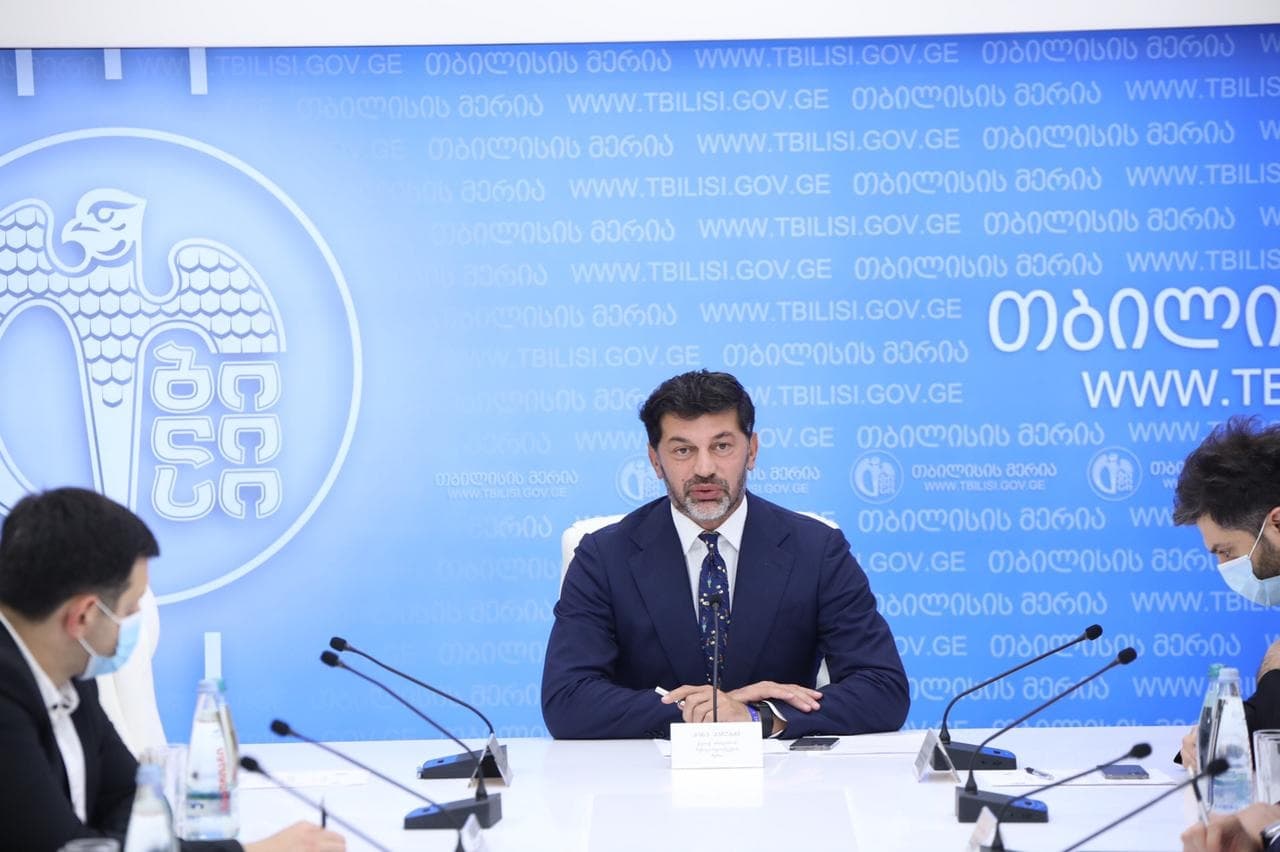 Frontnews image description