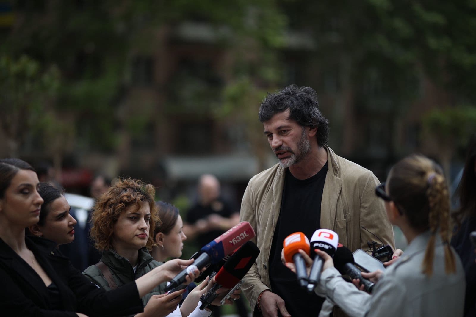 Frontnews image description