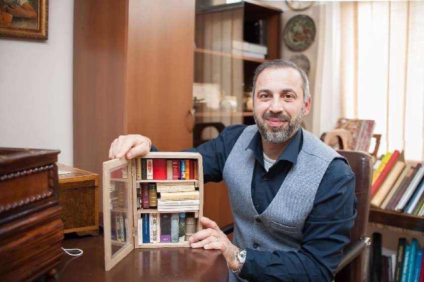 Frontnews image description