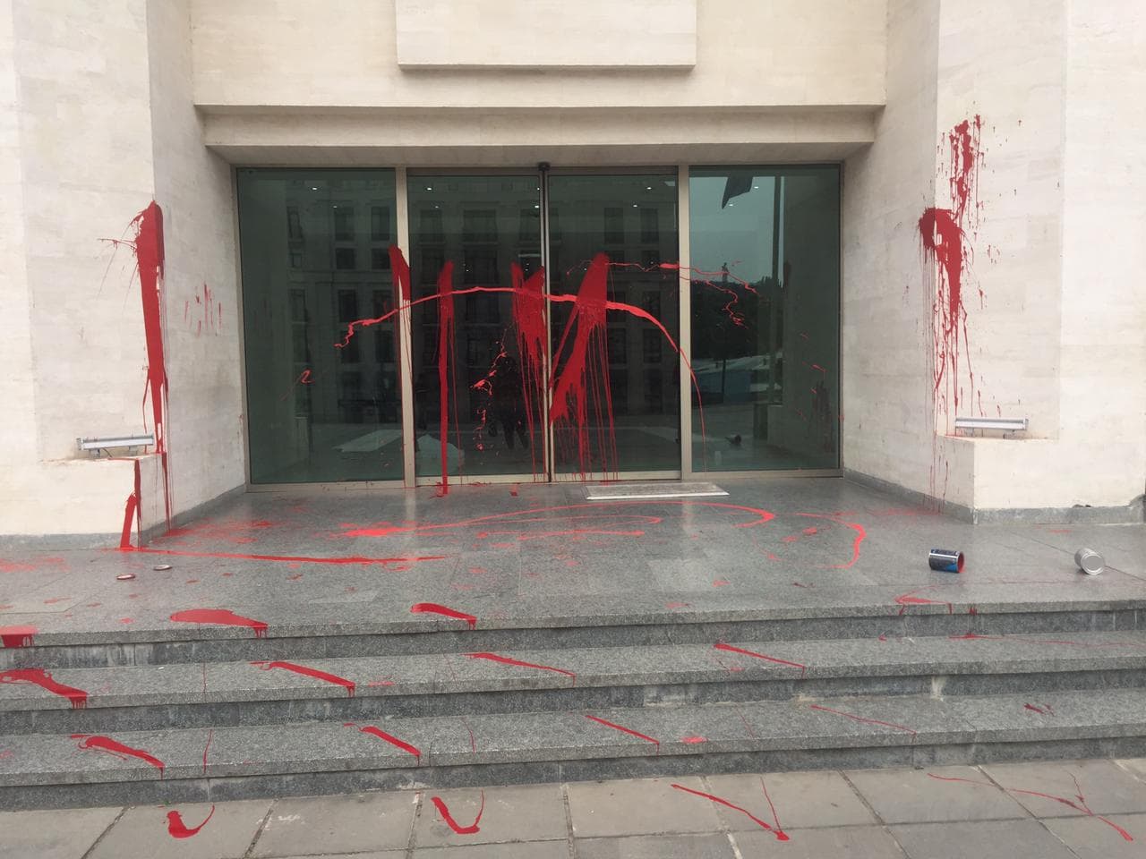 Frontnews image description