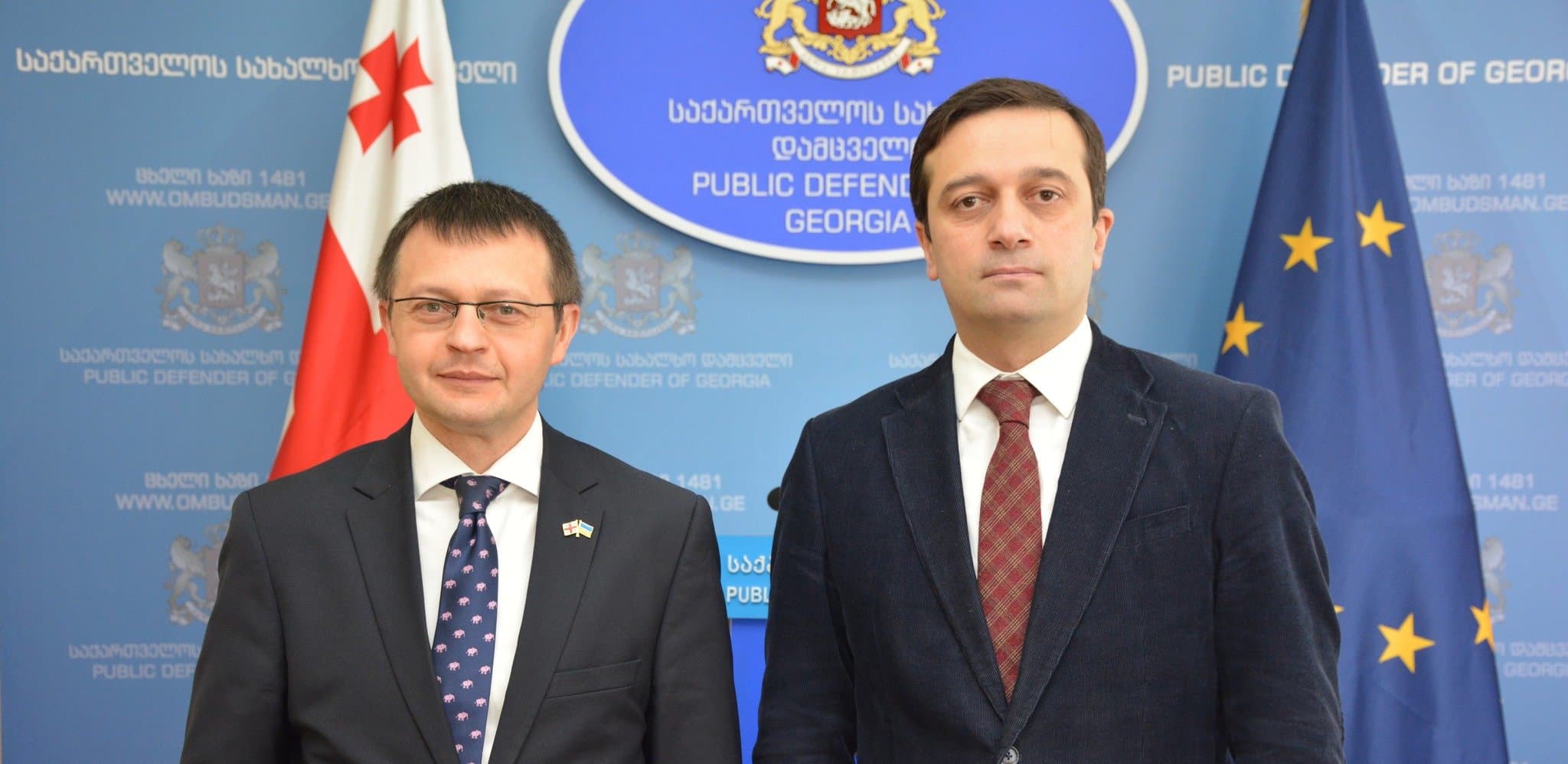 Frontnews image description