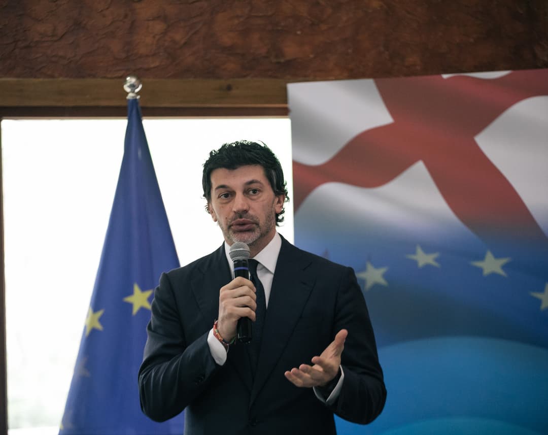 კახა კალაძე – “ქართული ოცნება” ატარებს ქართულ პოლიტიკას