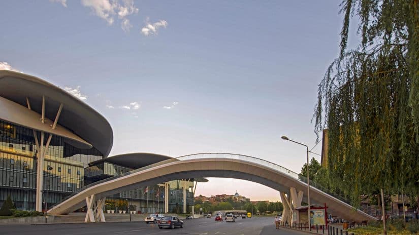 Tbilisi Mayor announces dismantling of pedestrian bridge at Justice House