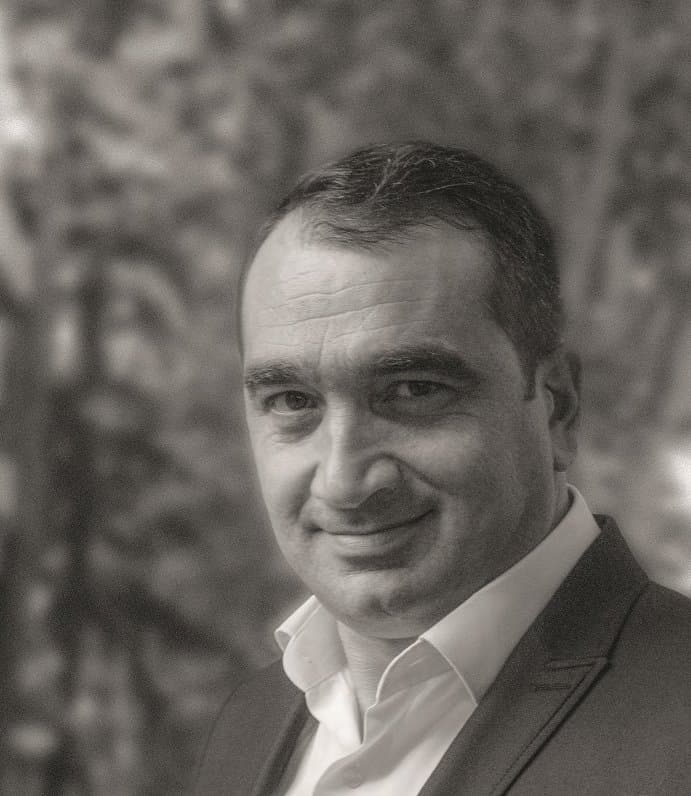 Frontnews image description