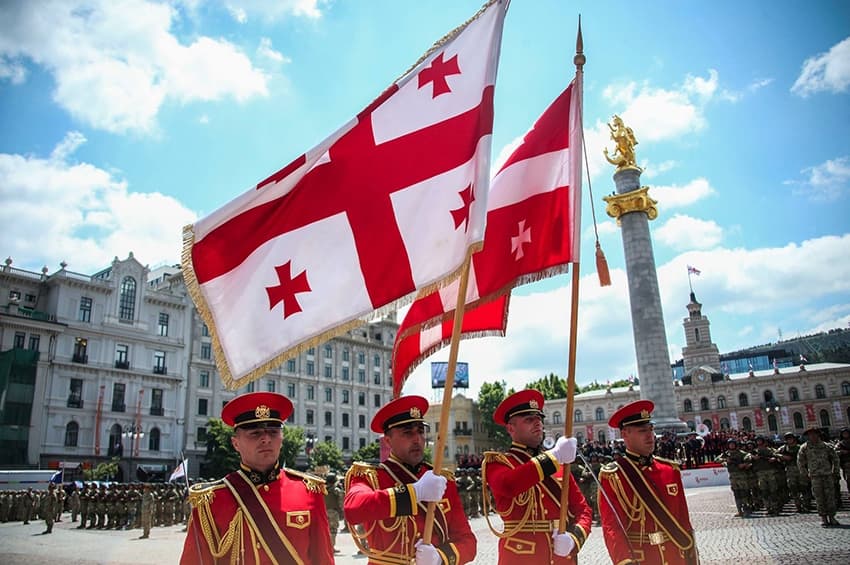 Frontnews image description