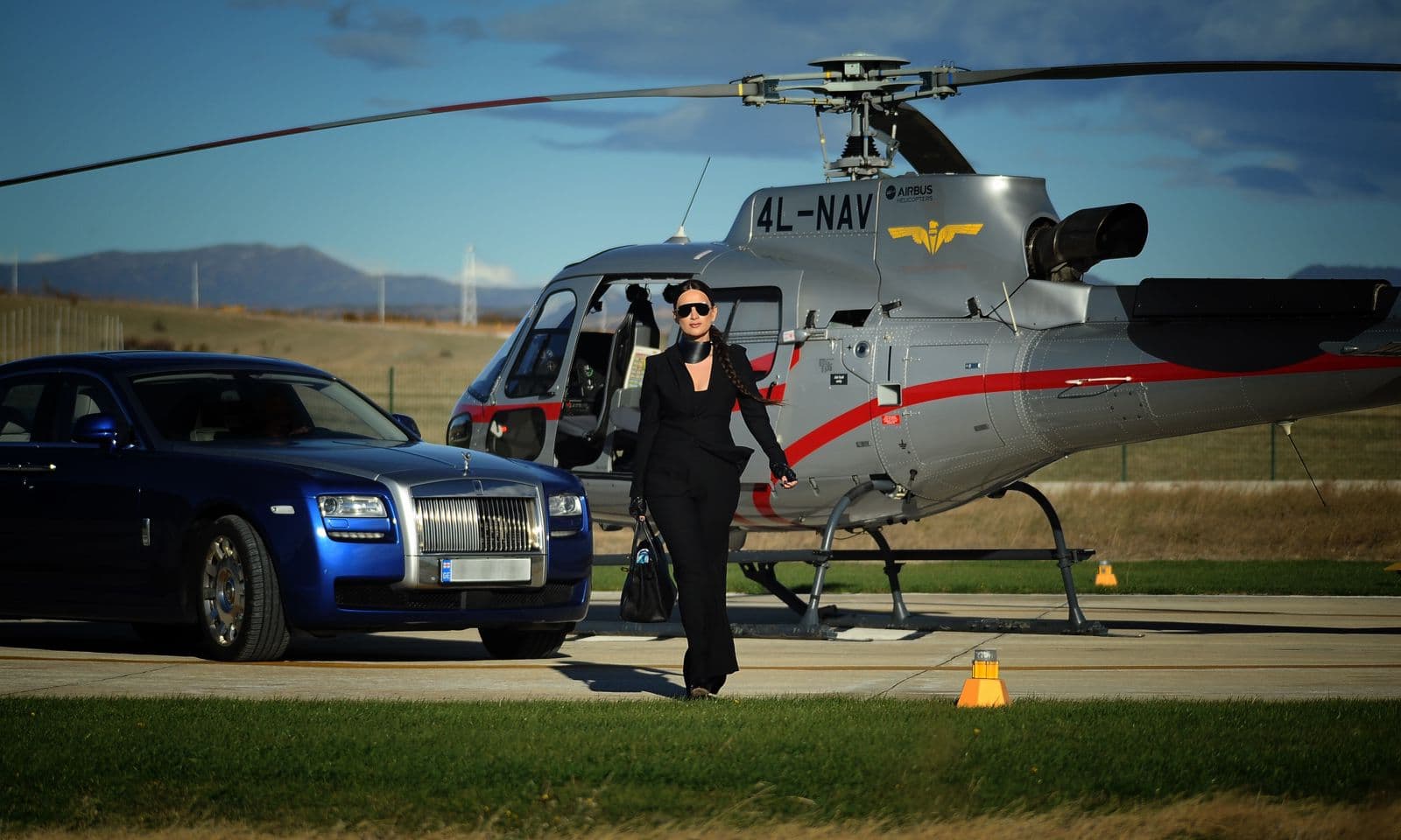 Frontnews image description