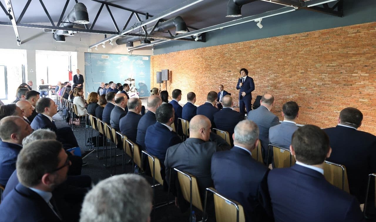 Frontnews image description