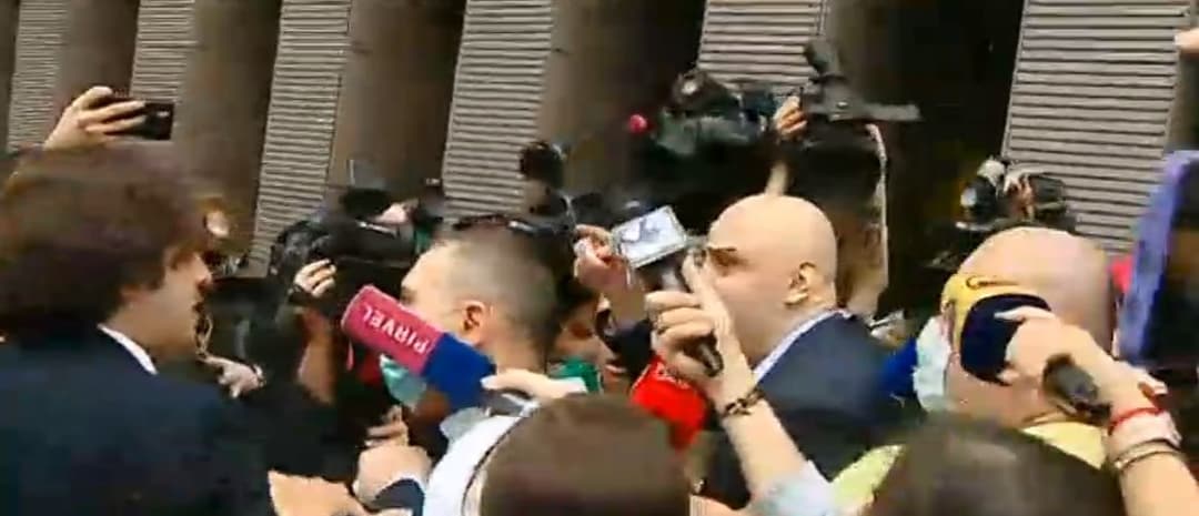 ევროკავშირის ოფისთან ირაკლი კობახიძე და ნიკა მელია ერთმანეთს დაუპირისპირდნენ