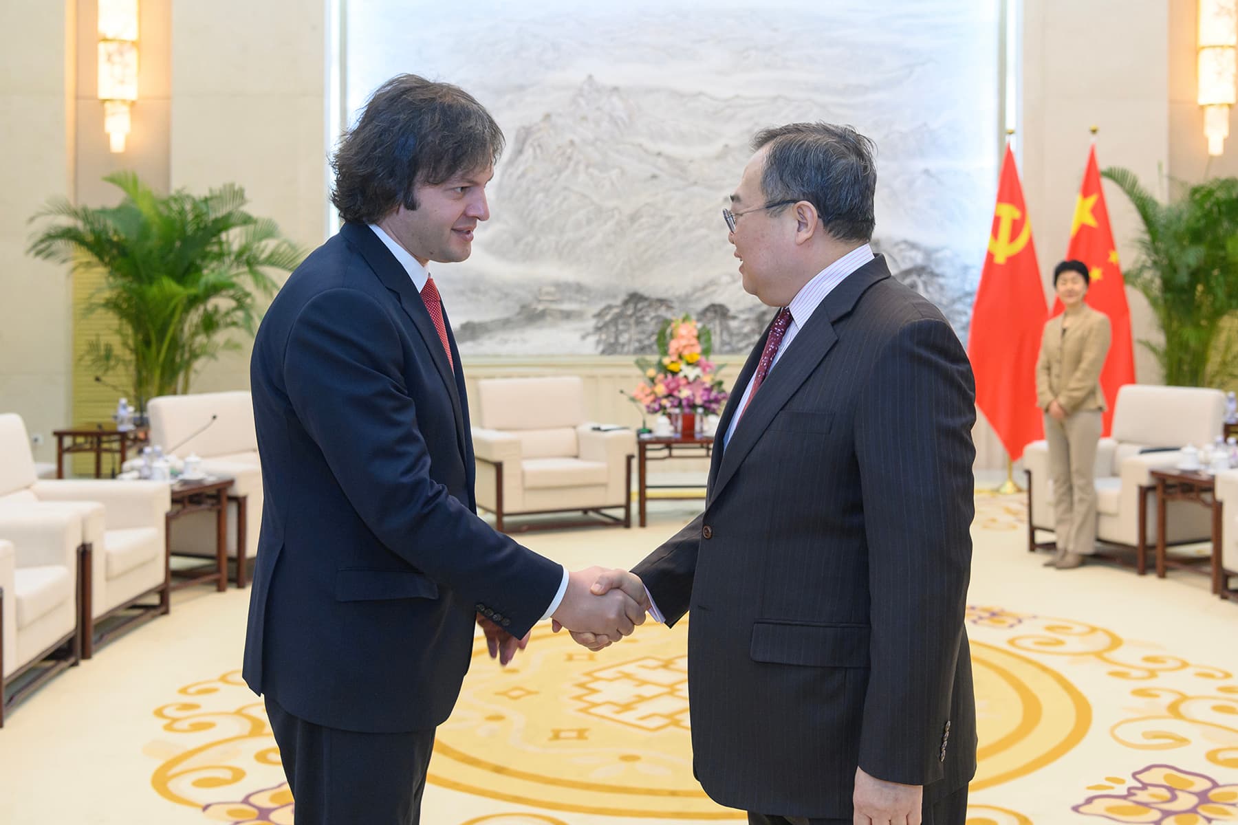 Frontnews image description