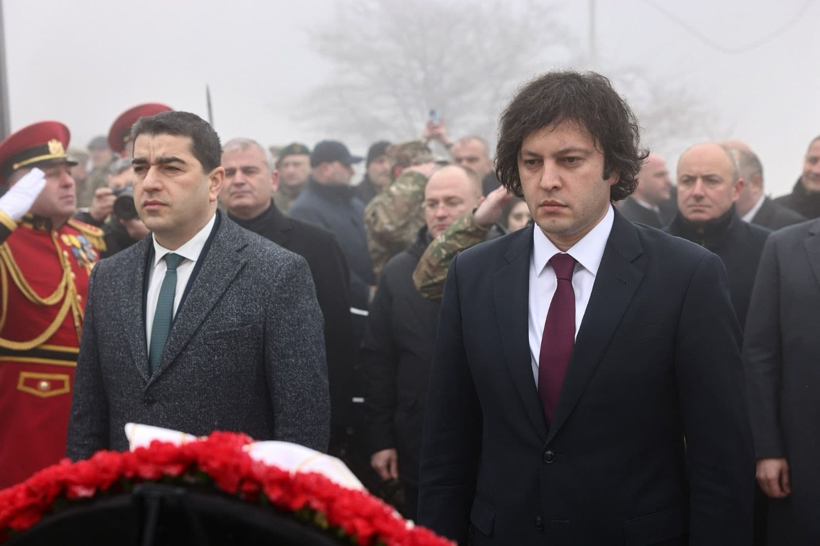 Frontnews image description