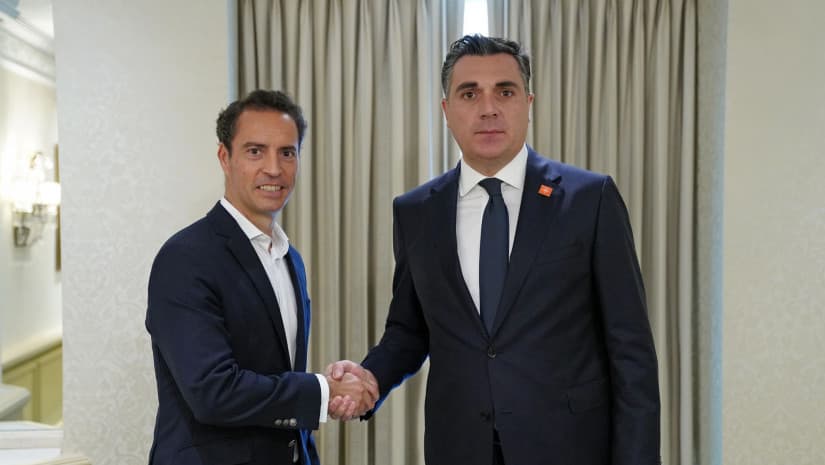 ილია დარჩიაშვილი ხავიერ კოლომინას შეხვდა