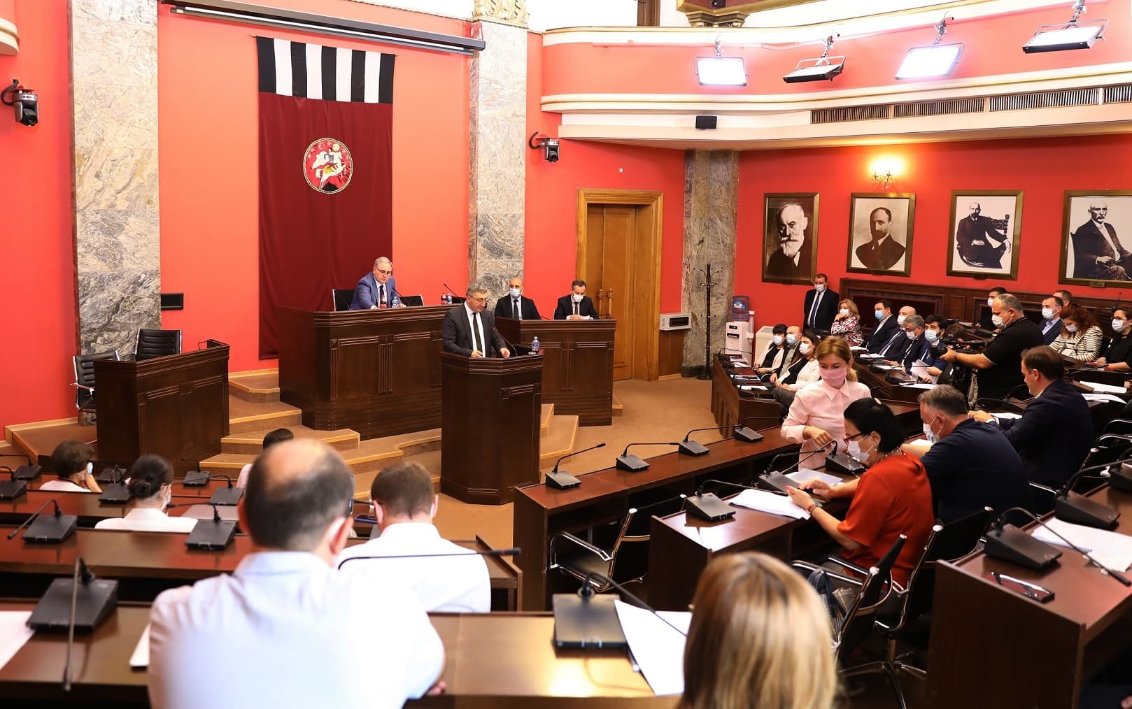 Frontnews image description