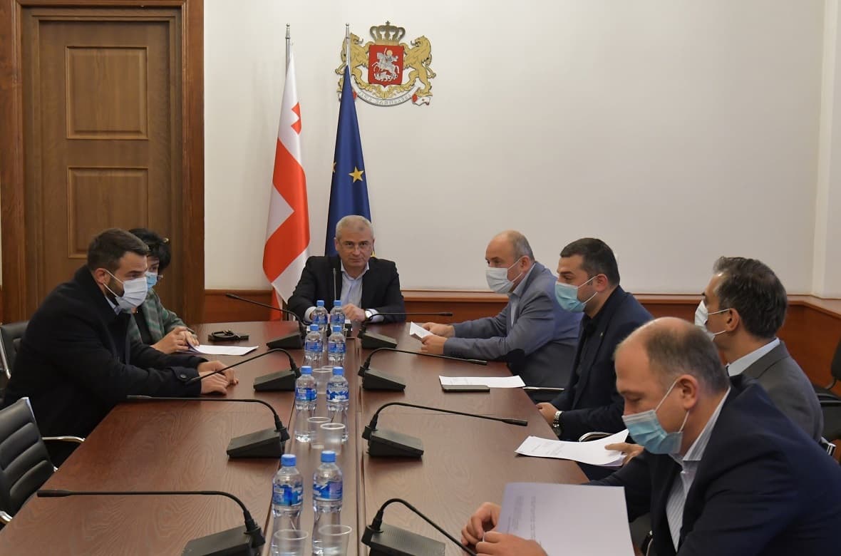 Frontnews image description