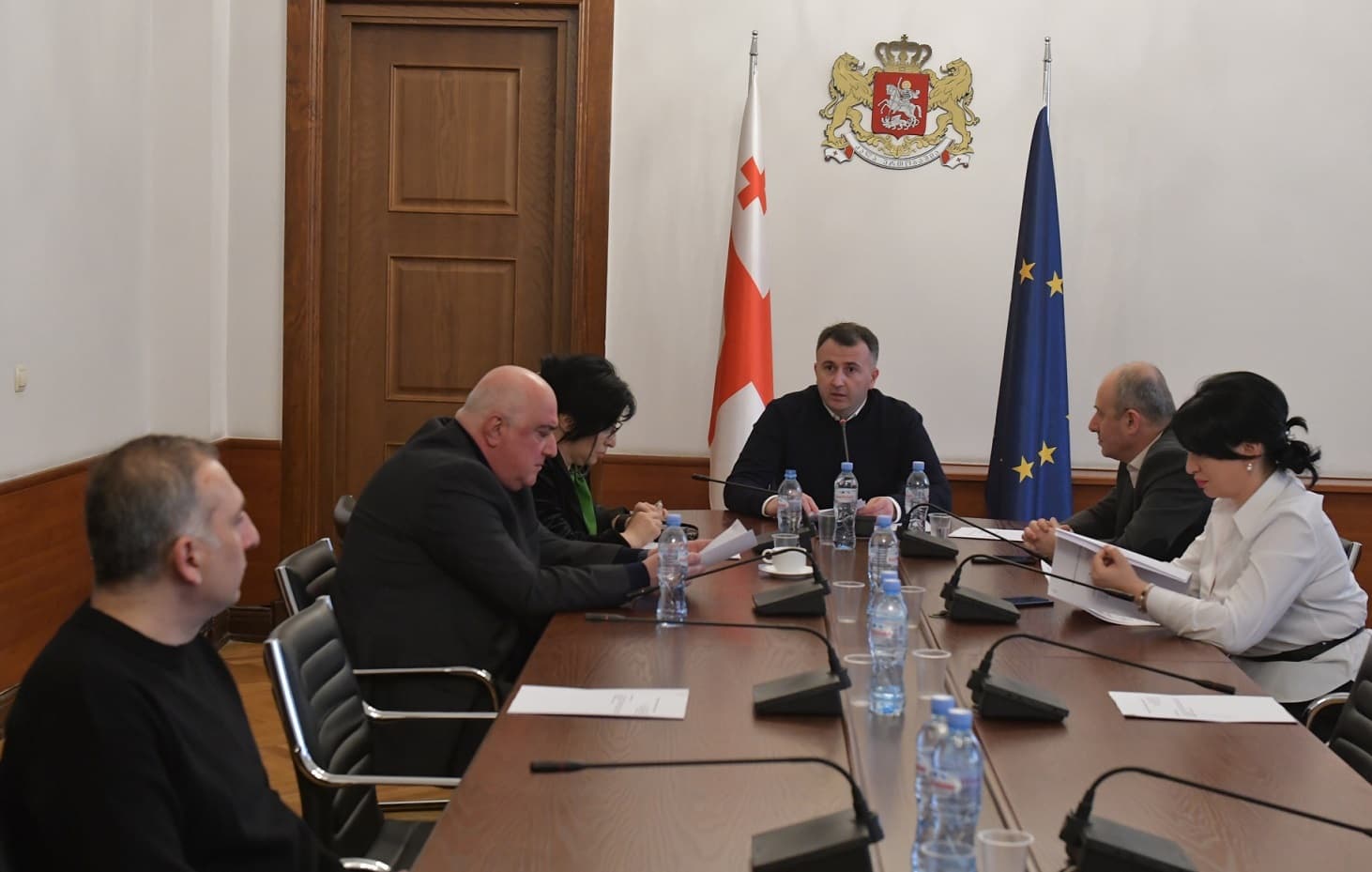 Frontnews image description